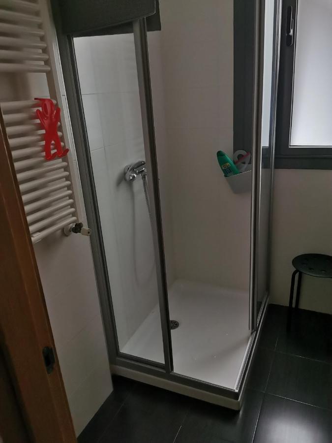Estancia vacacional nogareda para 6 personas Bueu Bagian luar foto